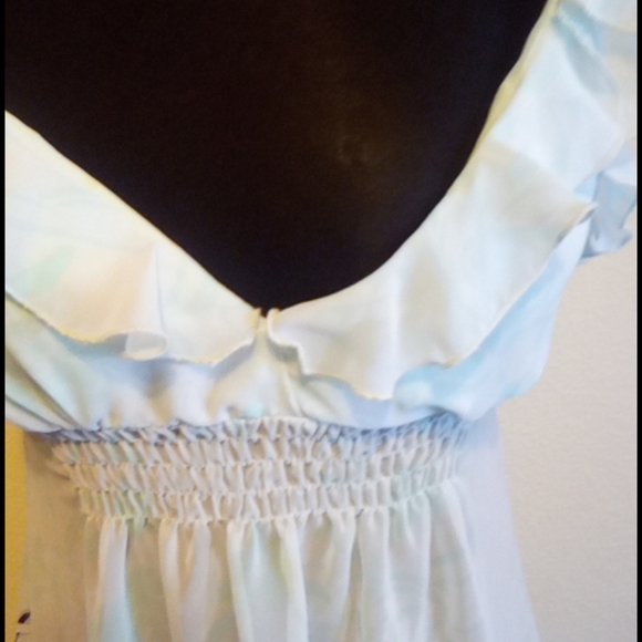 Ambrielle Top - Picture 2 of 5